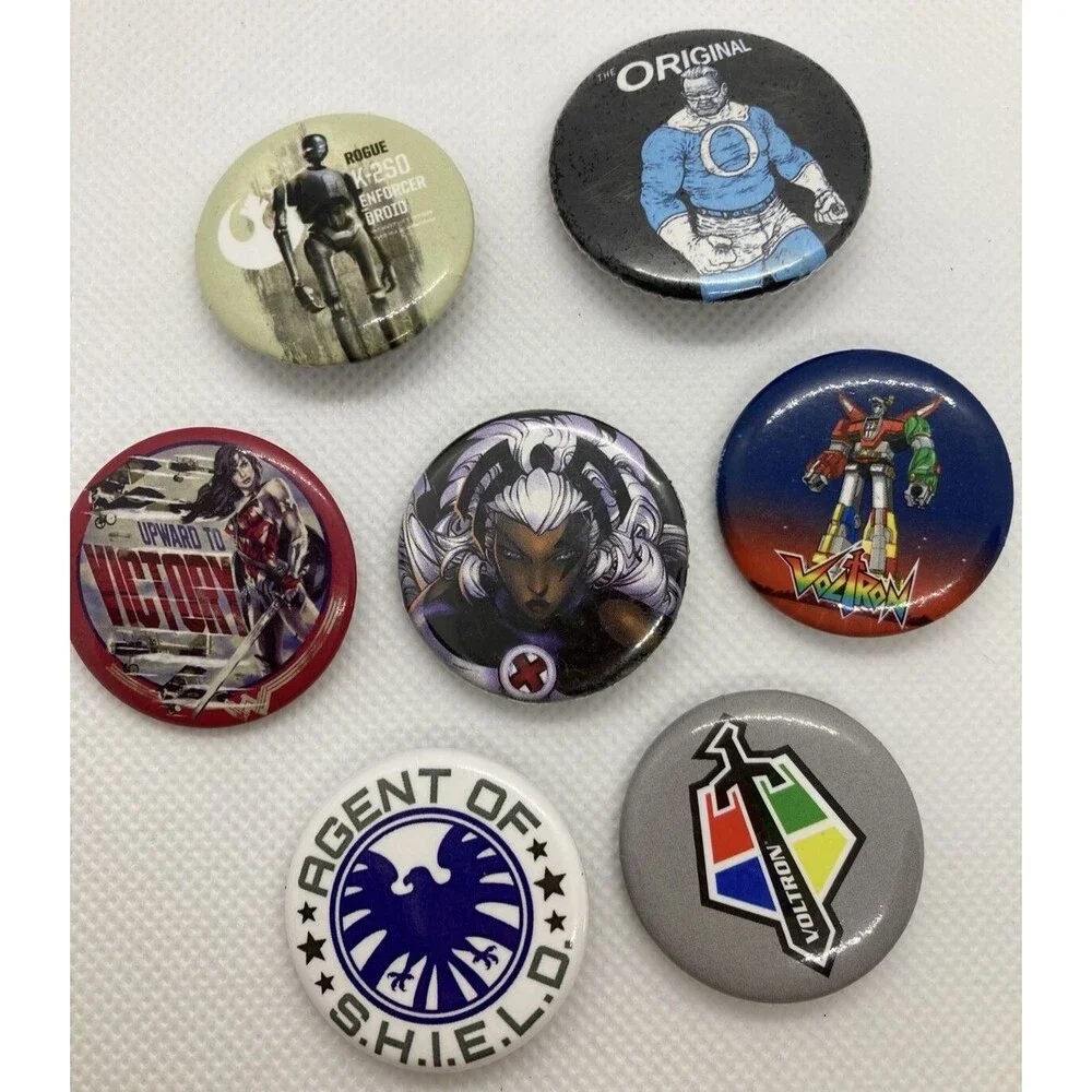Lot of 7 Buttons Pins Voltron Agent Shield Wonder Woman X-Men Star Wars